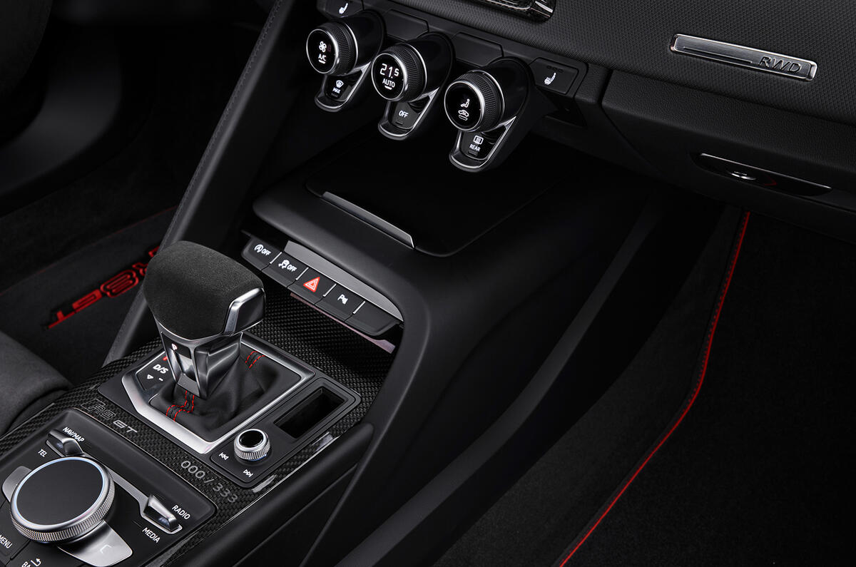 audi r8 gt rwd 14 controls