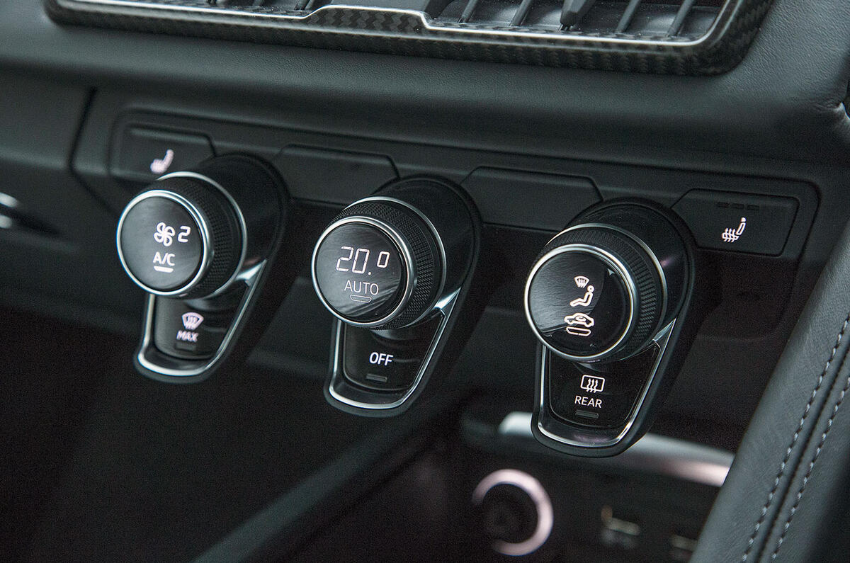 The climate control switchgear in the Audi R8 V10 Plus
