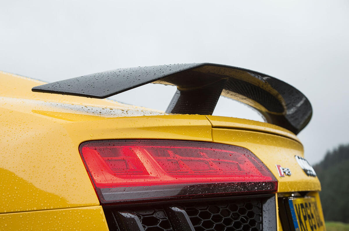 The Audi R8 V10 Plus comes with a fixed wing, while the V10 comes with a retractable wing