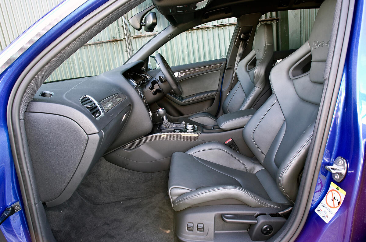 rs4 bucket seats