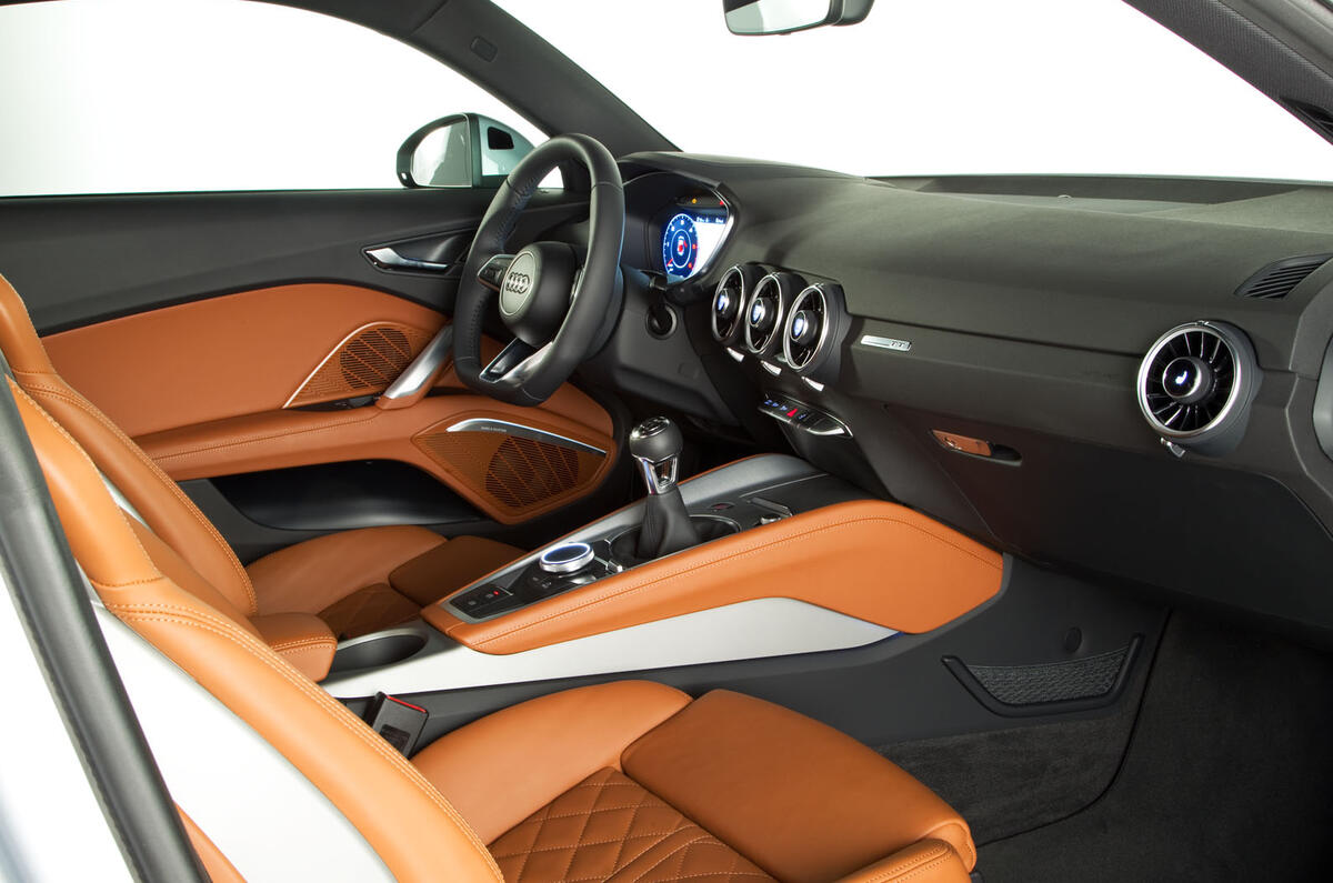 Audi tt салон