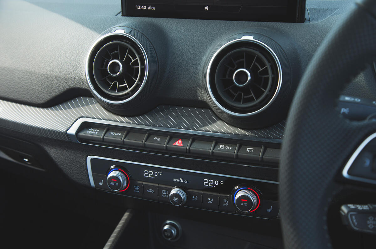 Audi Q2 Critique des bouches d'aération et des boutons