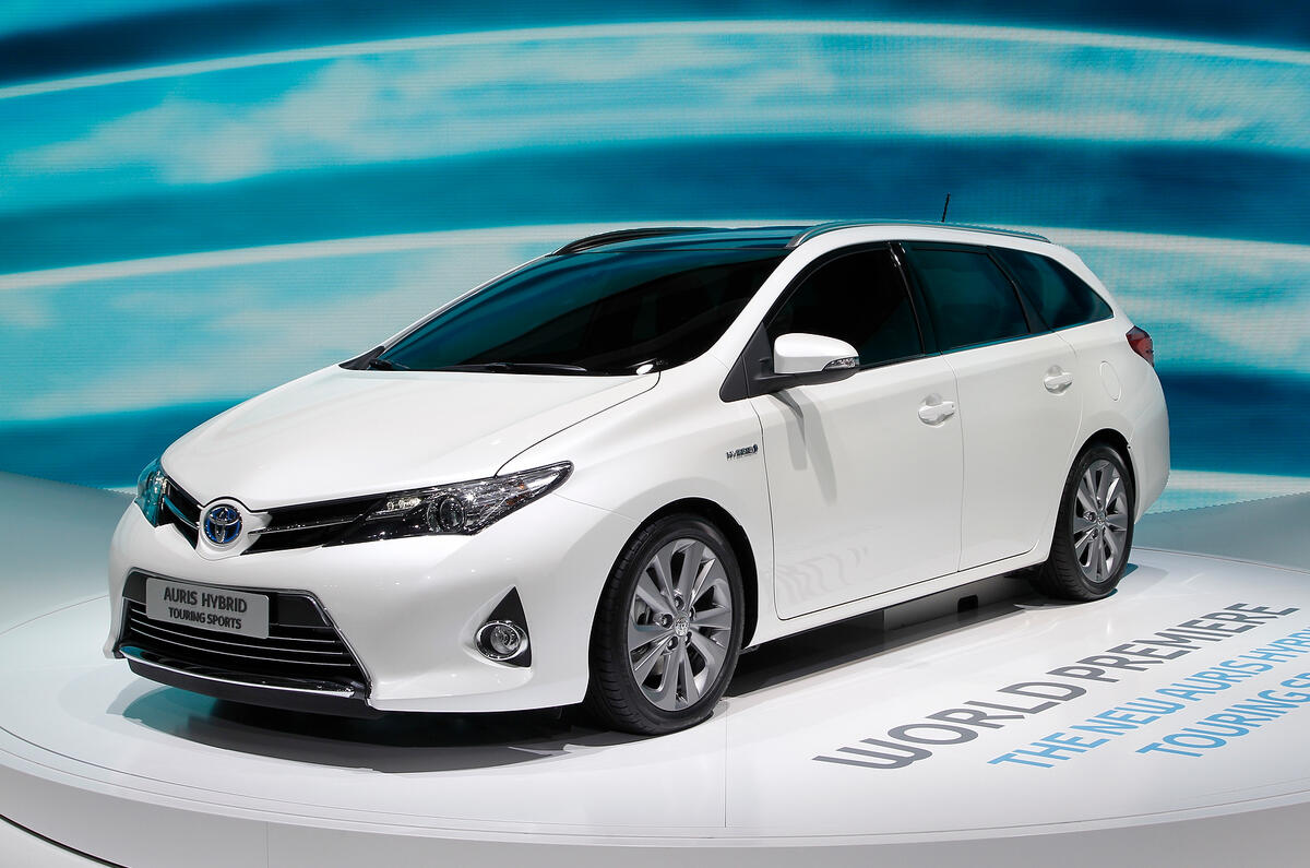 Paris motor show 2012: Toyota Auris Touring Sports