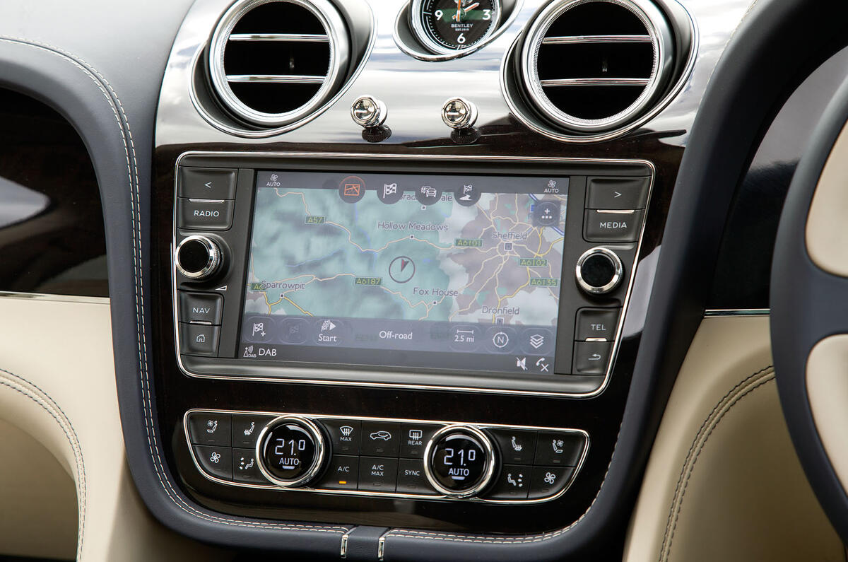 Bentley Bentayga infotainment