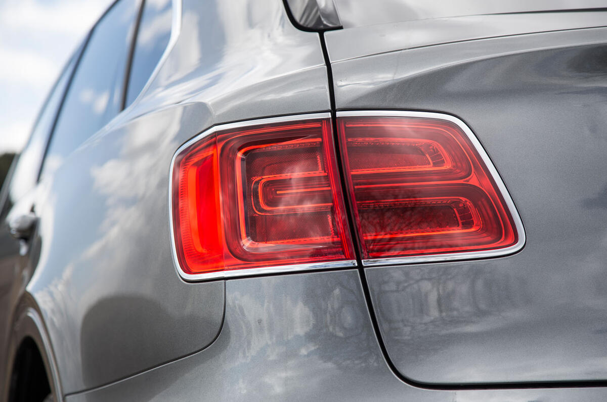 Bentley Bentayga rear lights