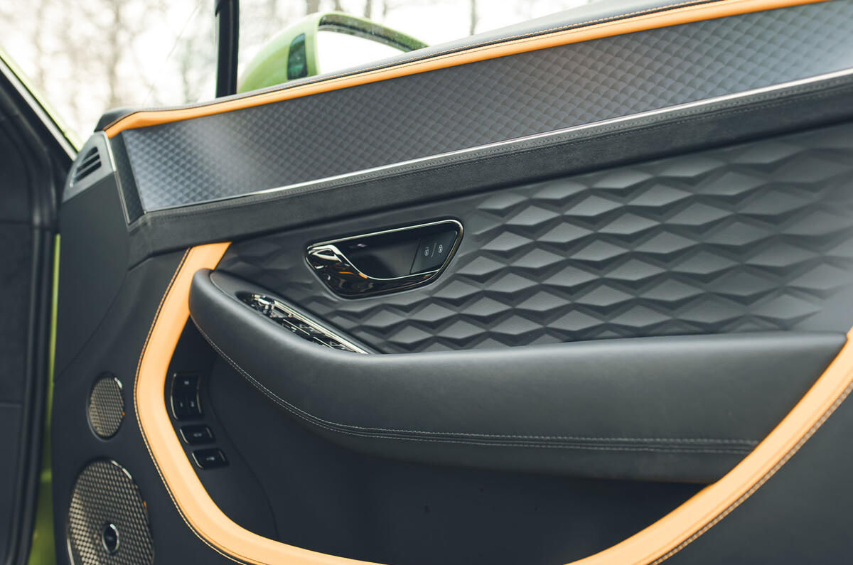 bentley continental gt speed 2025 Révision détail porte 10