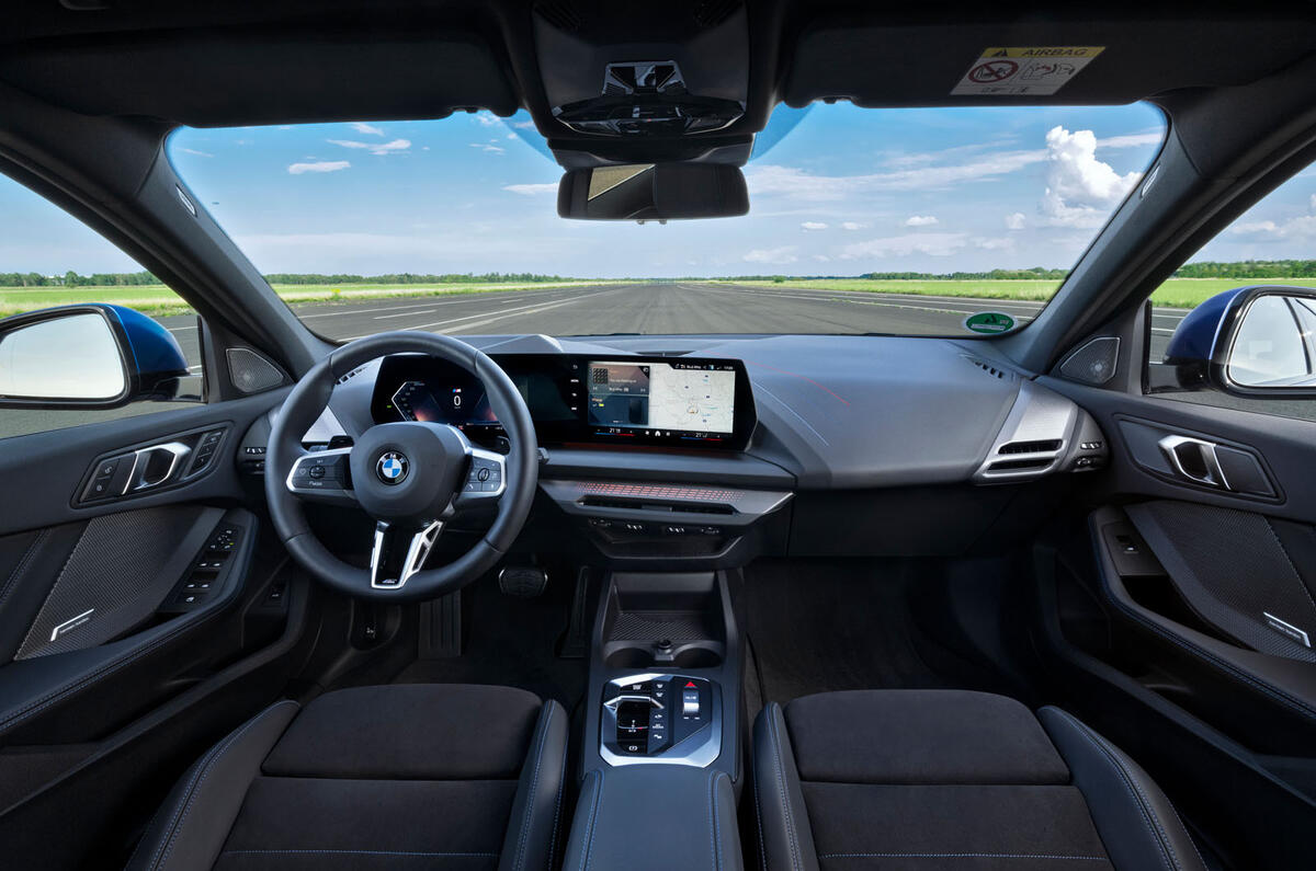 bmw 1 series review 2024 11 dash