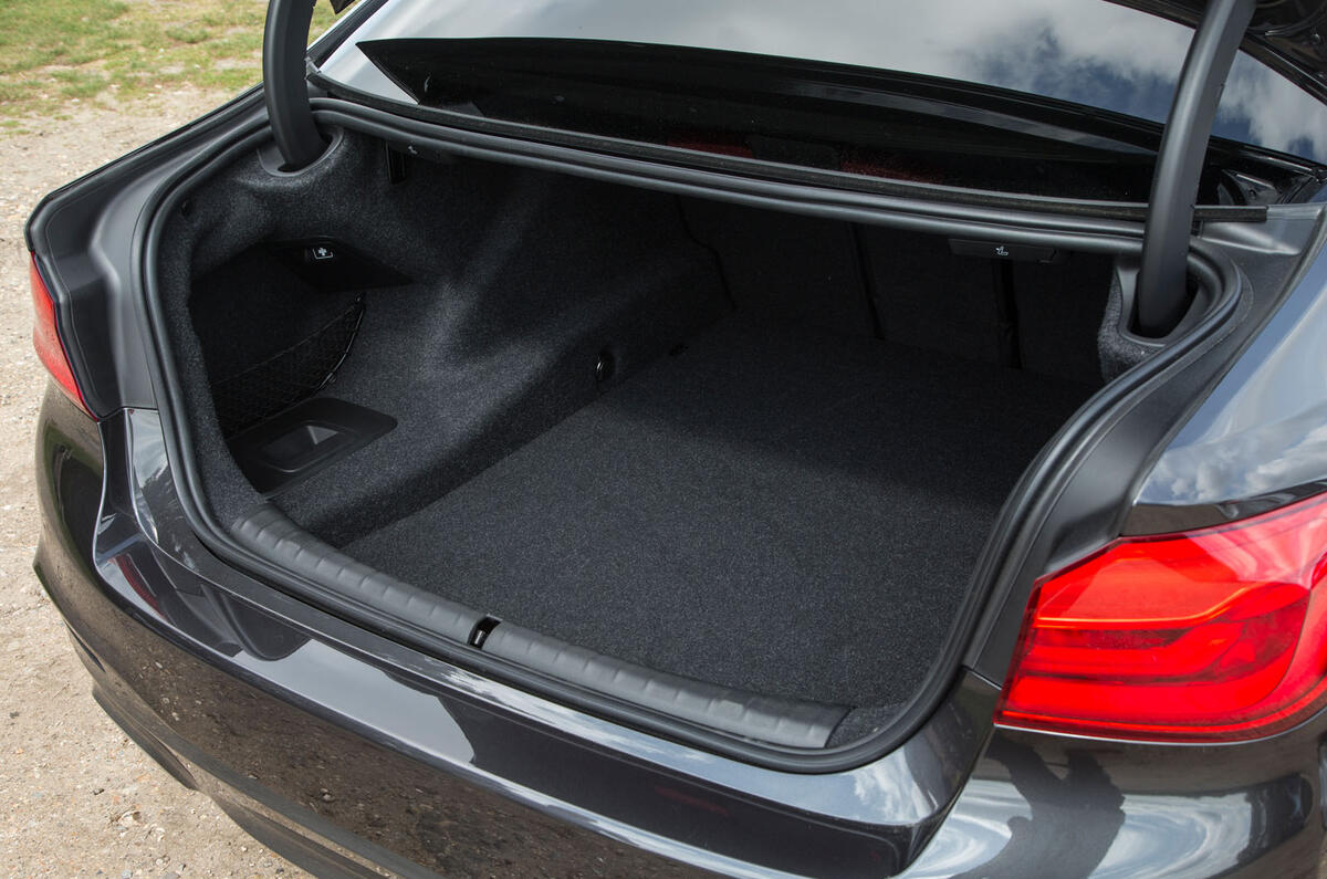 BMW 530E Review >> BMW 5 Series Review (2020) | Autocar BMW 530E Review >> BMW 5 Series Review (2020) | Autocar