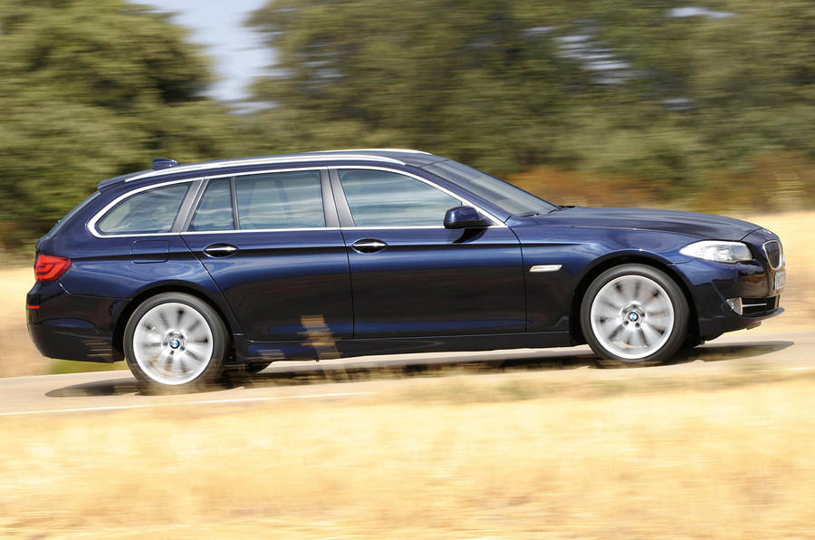 BMW 5-series Touring revealed