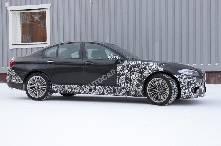 Next BMW M5 - new pics