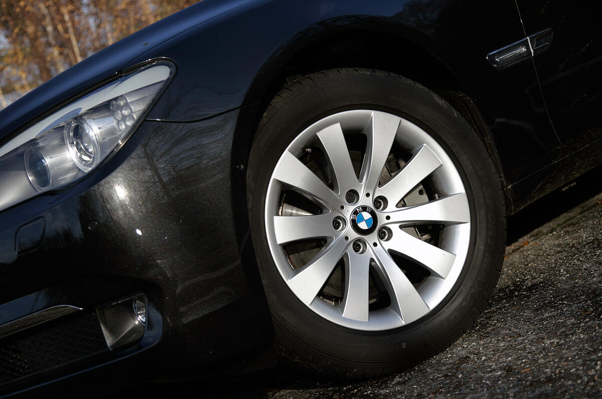 Bmw 7 Series Run Flat Tires