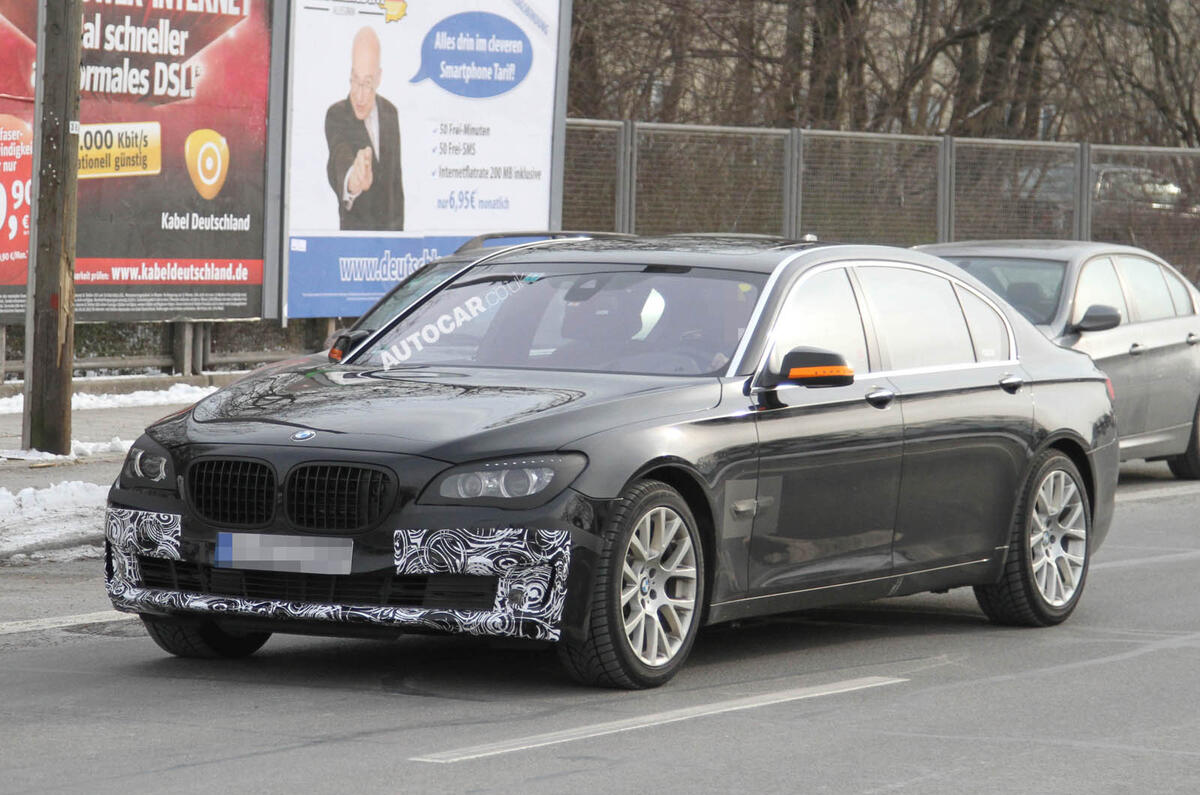 Spy pics: BMW 7-series