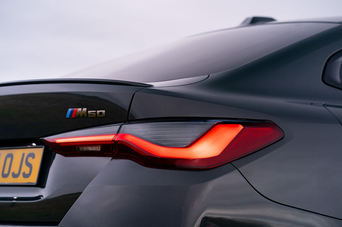 bmw i4 review 2023 009 lights