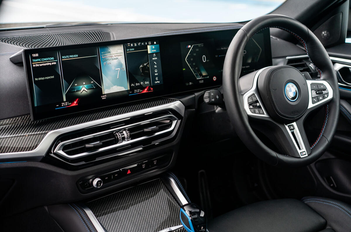 bmw i4 review 2023 015 screen