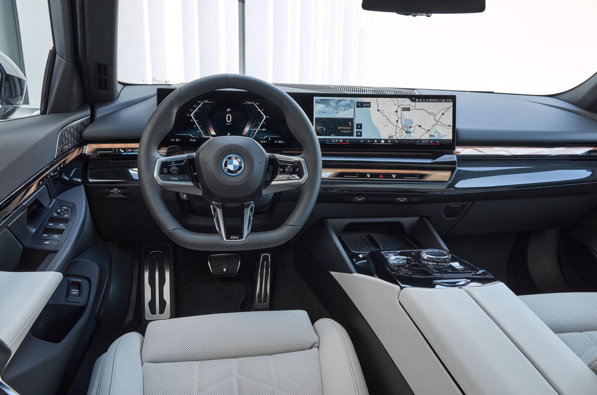 bmw i5 edrive40 review 2023 08 dash