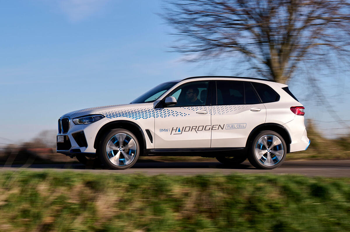 bmw ix5 hydrogène test 2023 02 panoramique