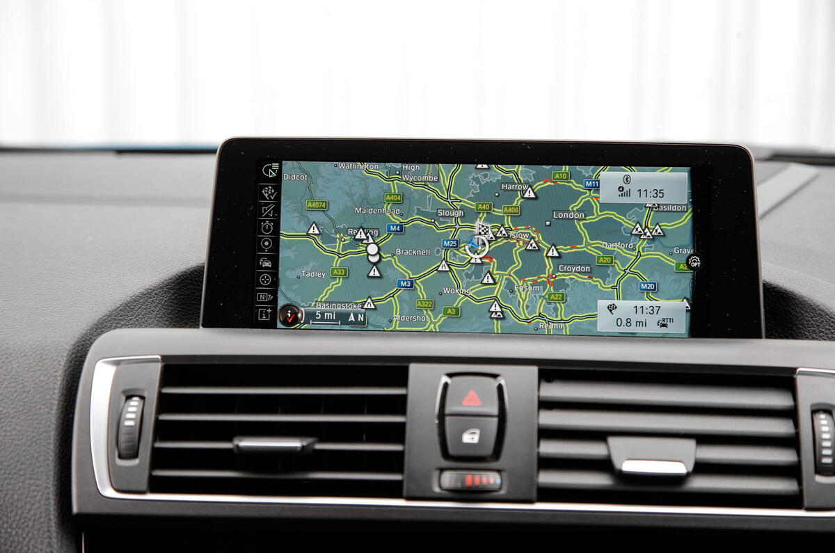 BMW M2 iDrive infotainment