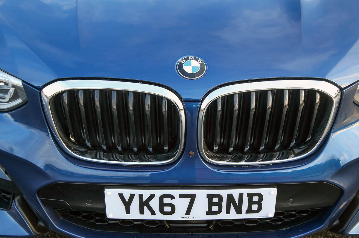 BMW X3 front kidney grille