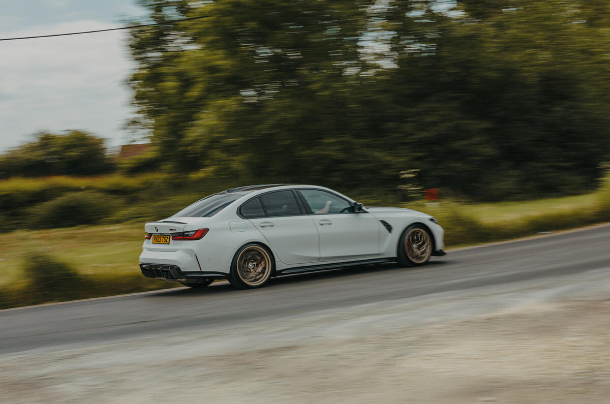 BMW M3 CS dynamique latérale