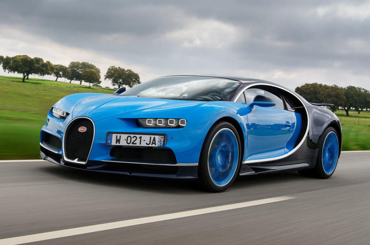 Bugatti chiron расход