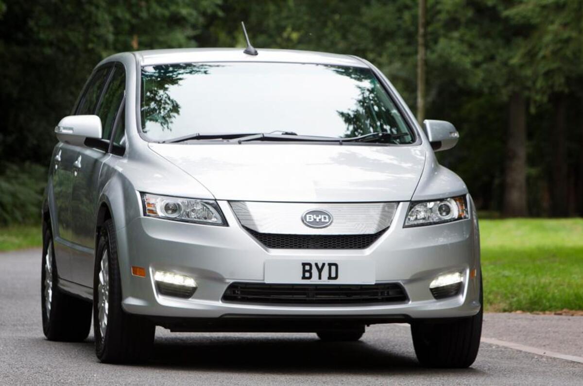 BYD e6
