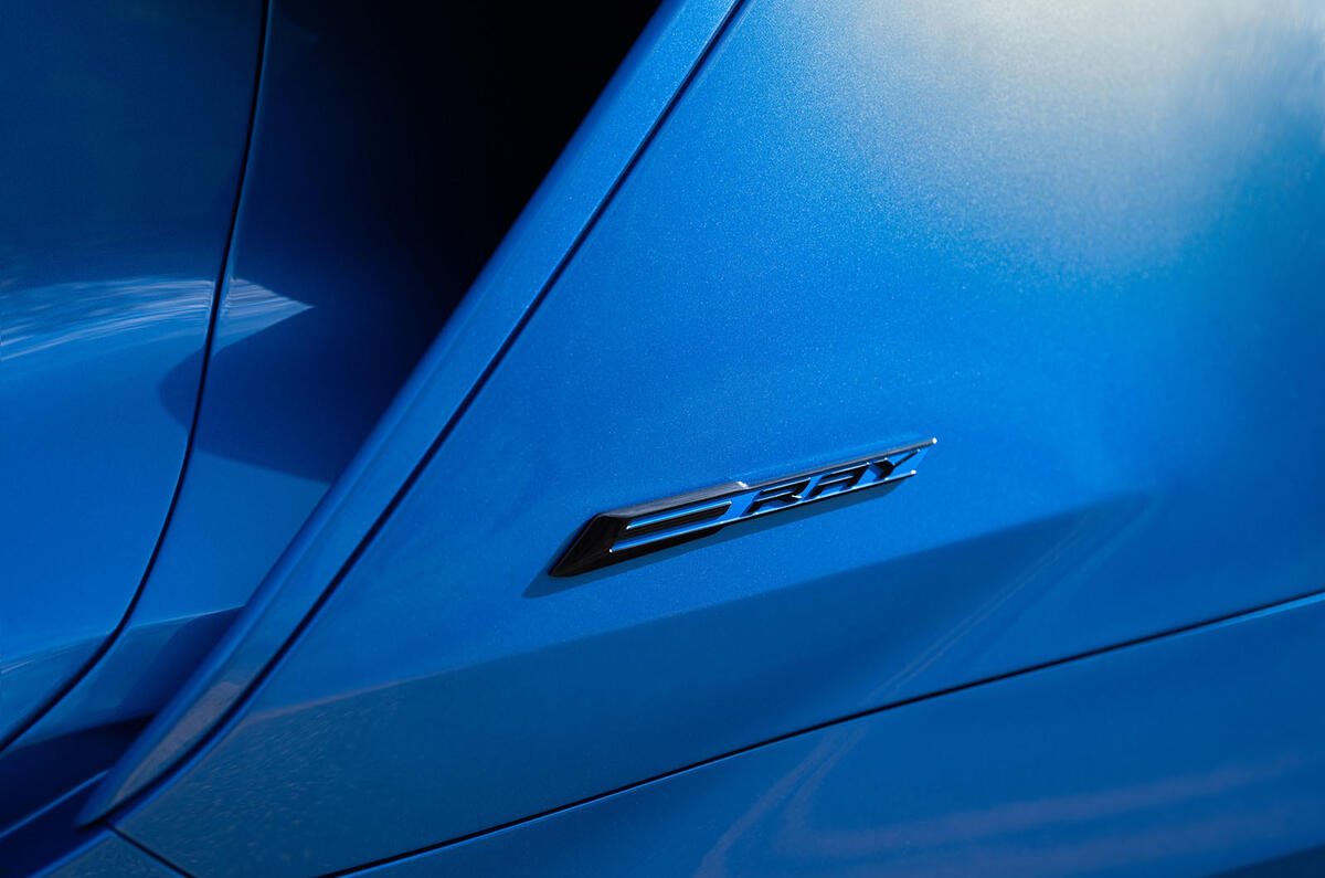 Corvette e-ray review 2023 004 badge