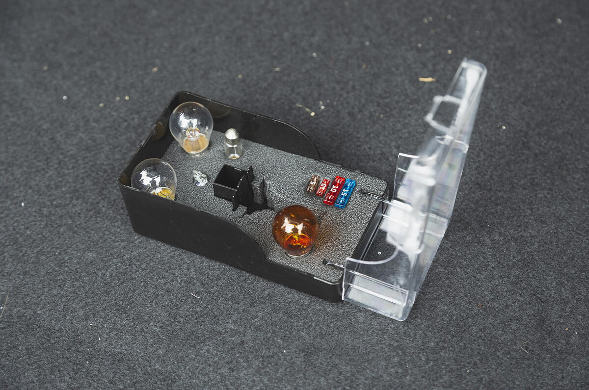 Cupra Born 2022 bulbs&fuses