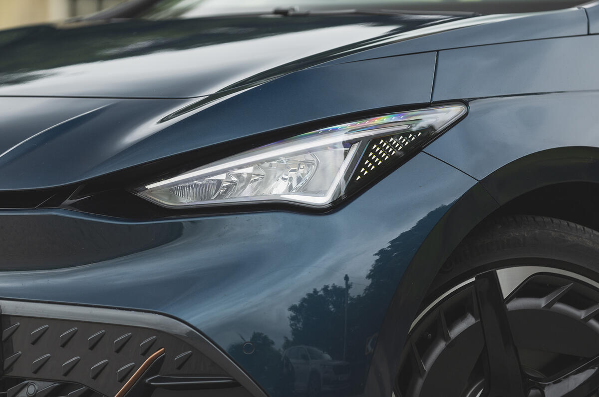 Cupra Born 2022 headlight
