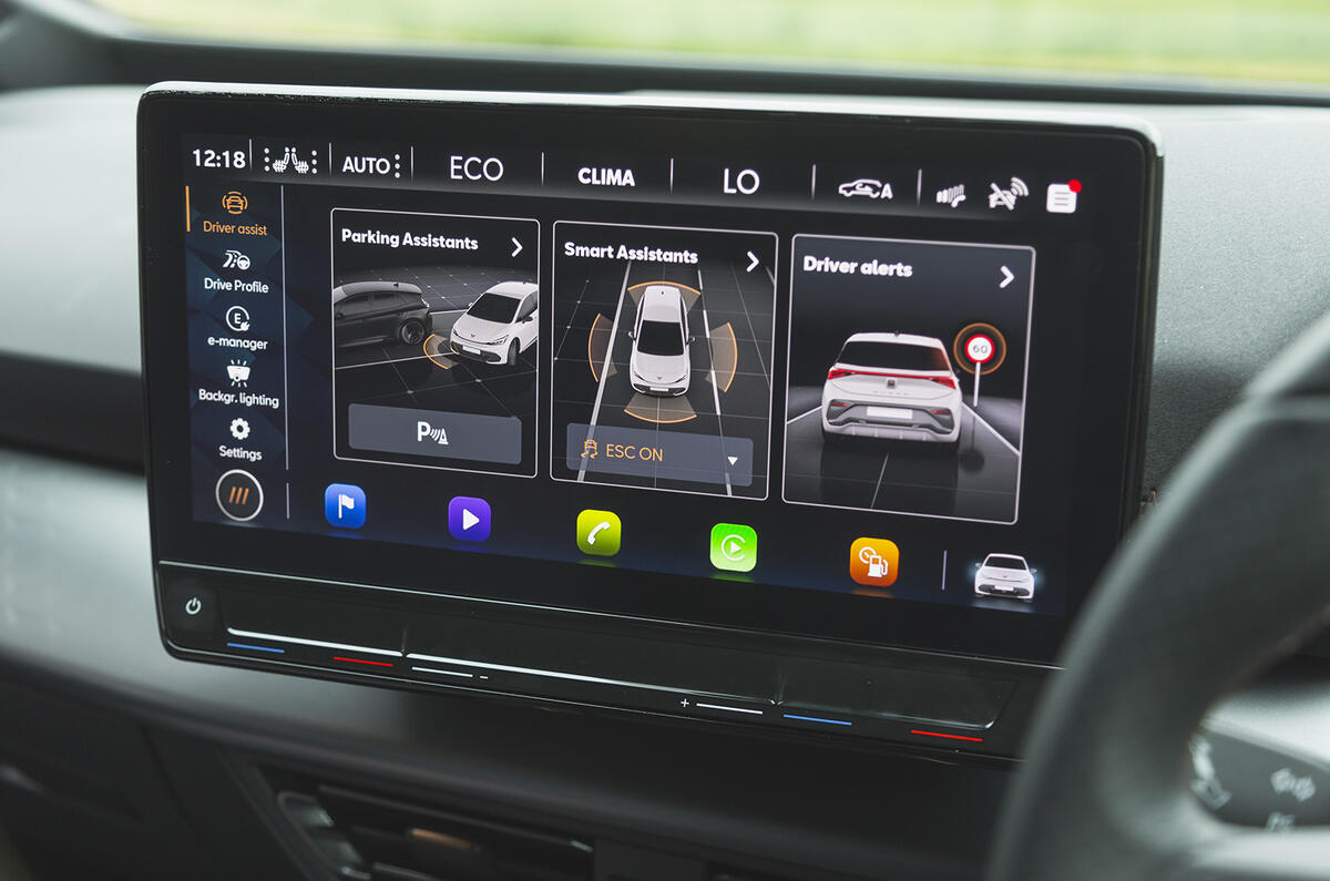 Cupra Born 2022 infotainment 2