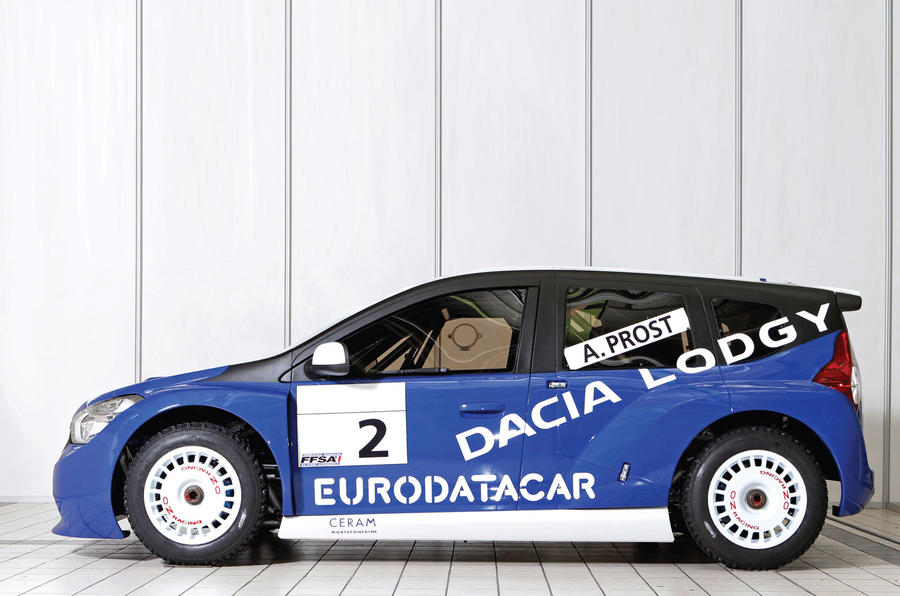 Dacia Lodgy ice racer shown 