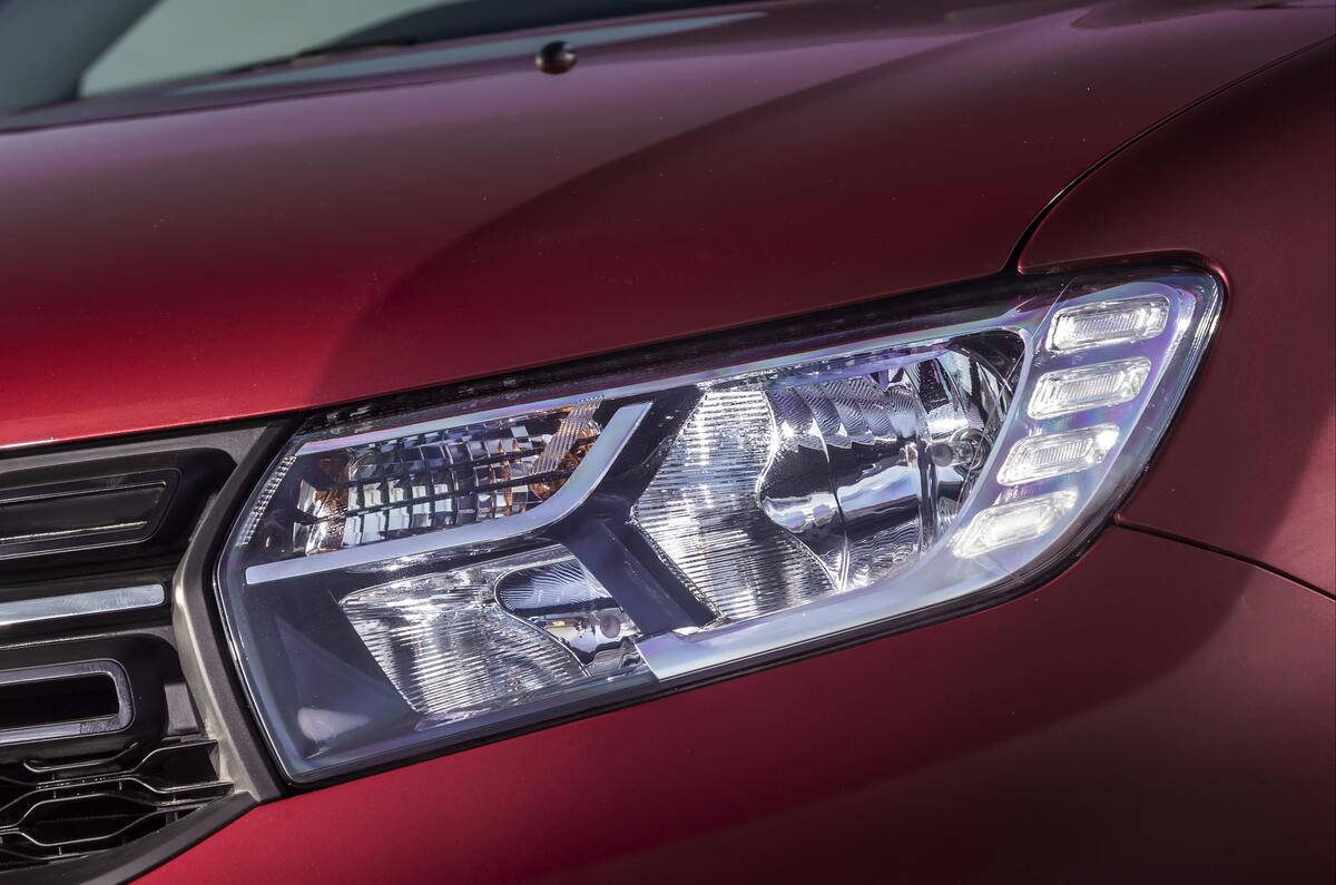 Dacia Logan Mcv Review 21 Autocar