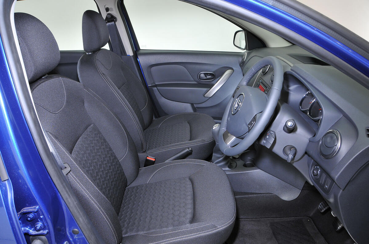 Dacia Sandero interior | Autocar Dacia Sandero interior | Autocar
