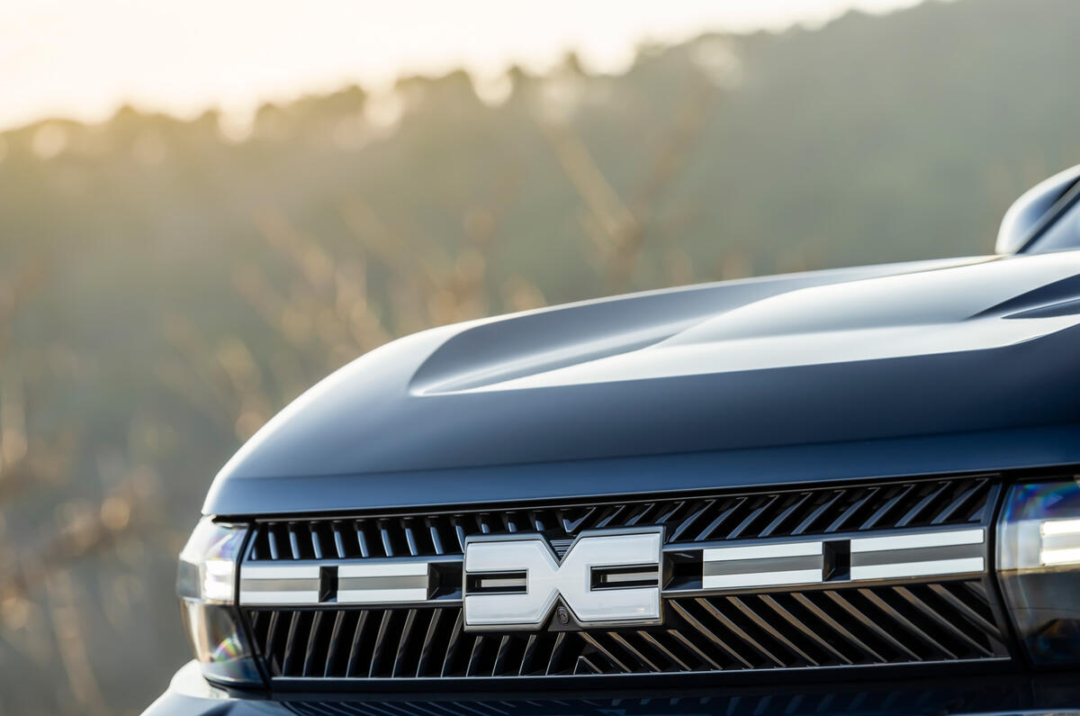 Badge avant Dacia Bigster