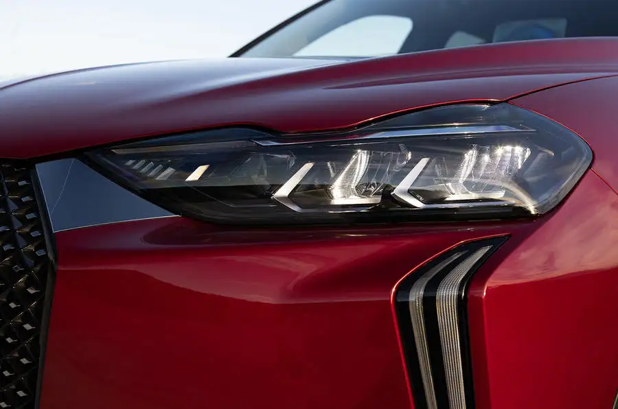 ds 3 e tense 09 phare