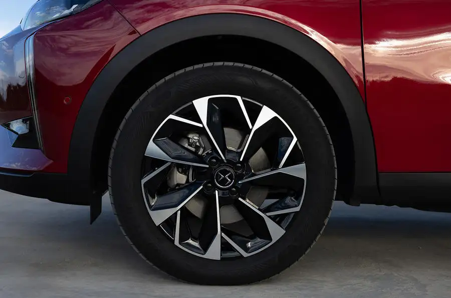ds 3 e tense 10 roue