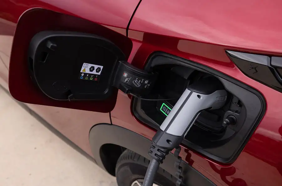 ds 3 e tense 12 chargeur