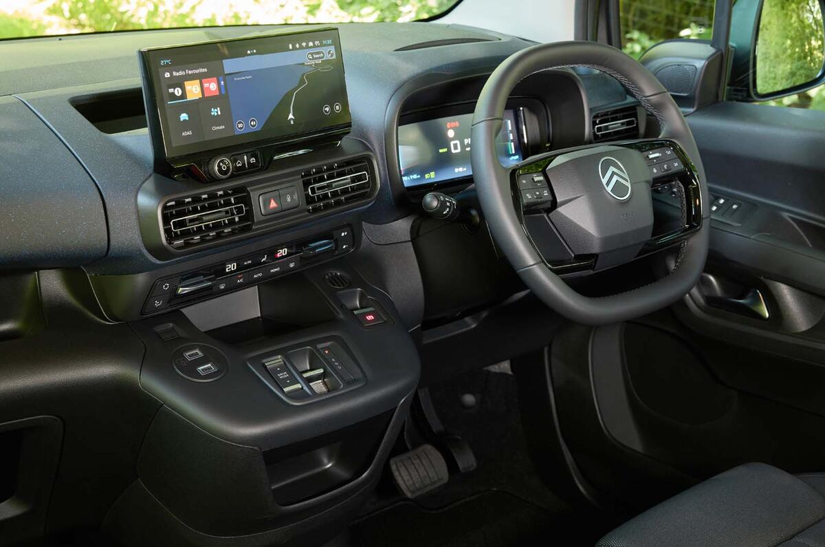 E Berlingo UE 2024 EXT (15) E Berlingo UE 2024 EXT (15)