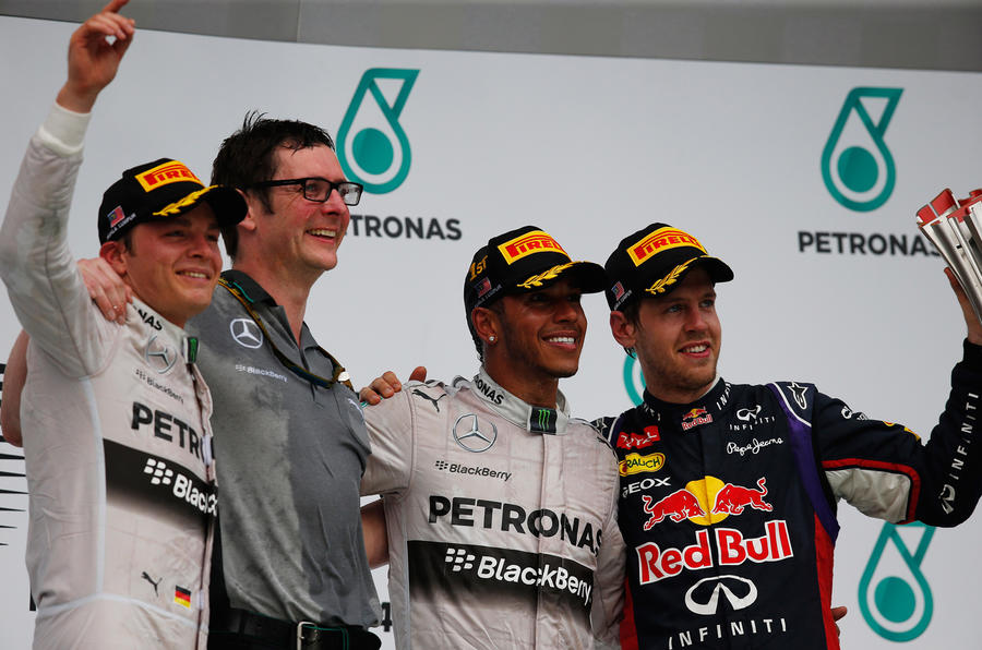 Hamilton dominates Malaysian GP