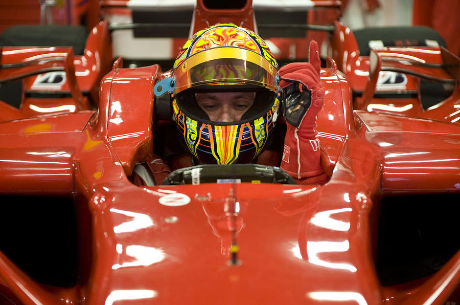 Rossi impresses in Ferrari test