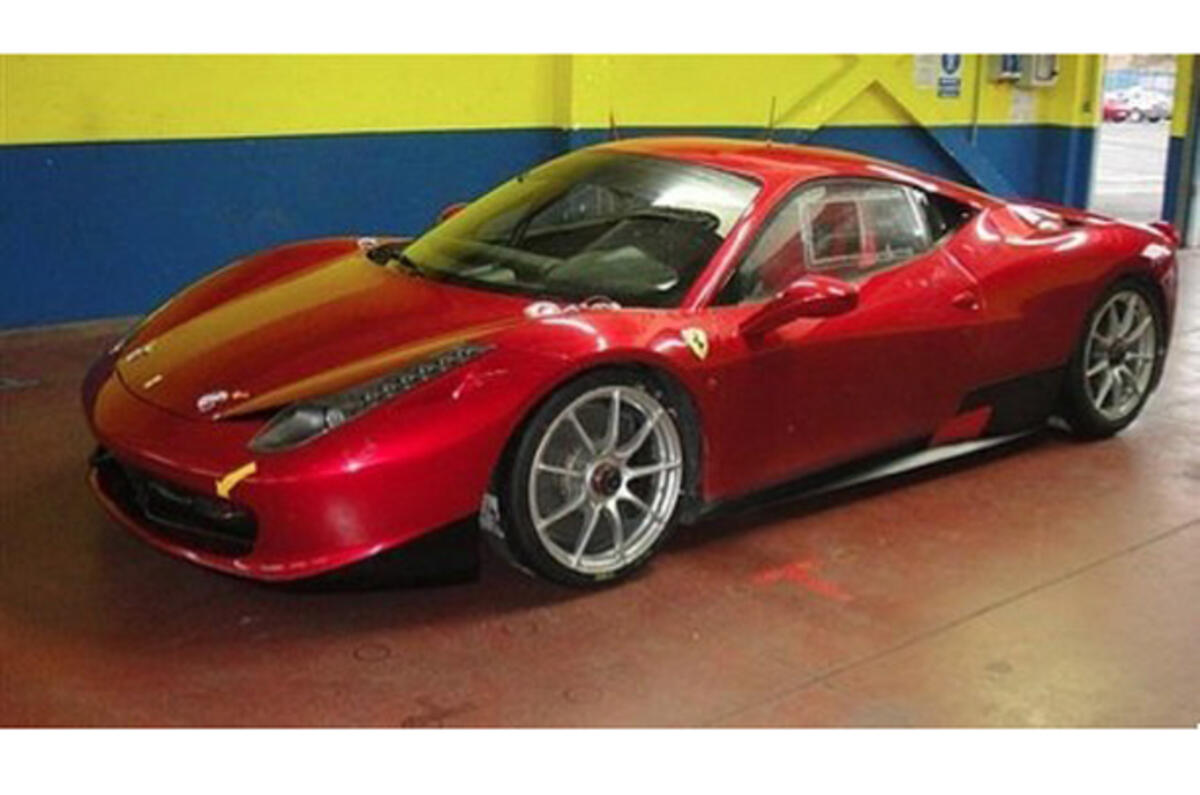 Ferrari 458 Italia racer - first pics