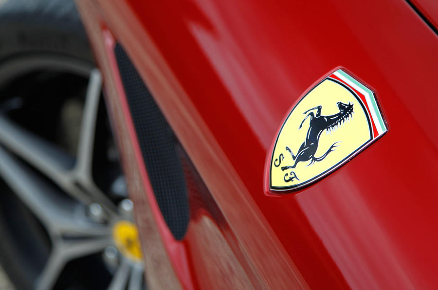 Ferrari patents V-twin engine design