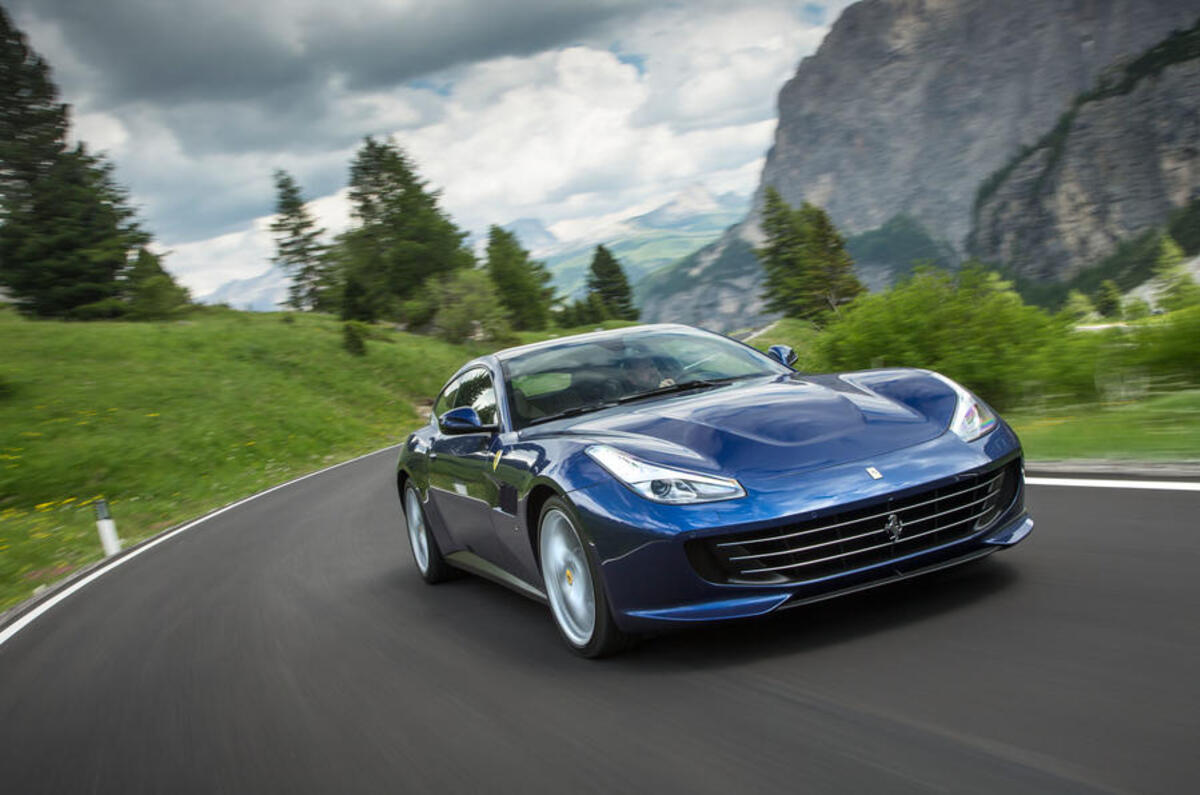 4.5 star Ferrari GTC4 Lusso