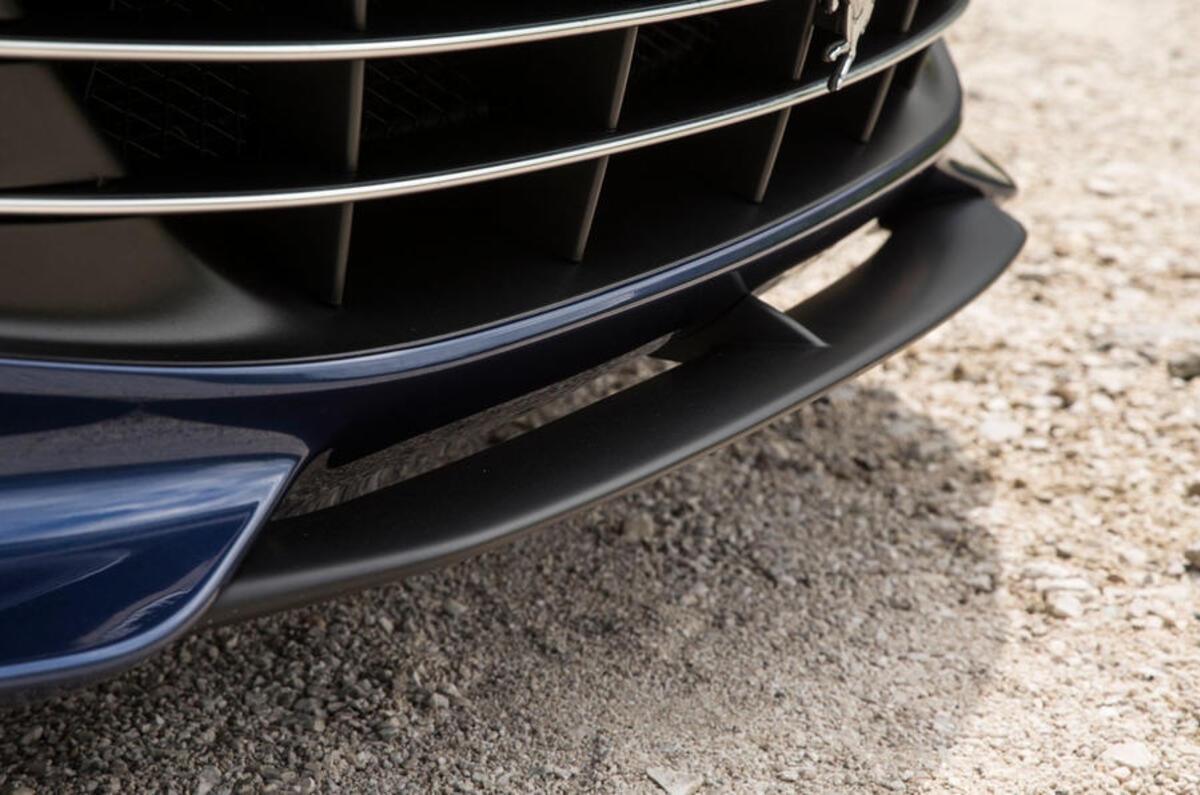 Ferrari GTC4 Lusso aero splitter