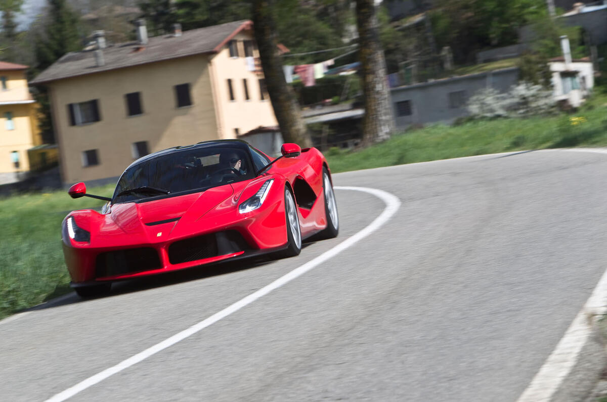 1345kg Ferrari LaFerrari