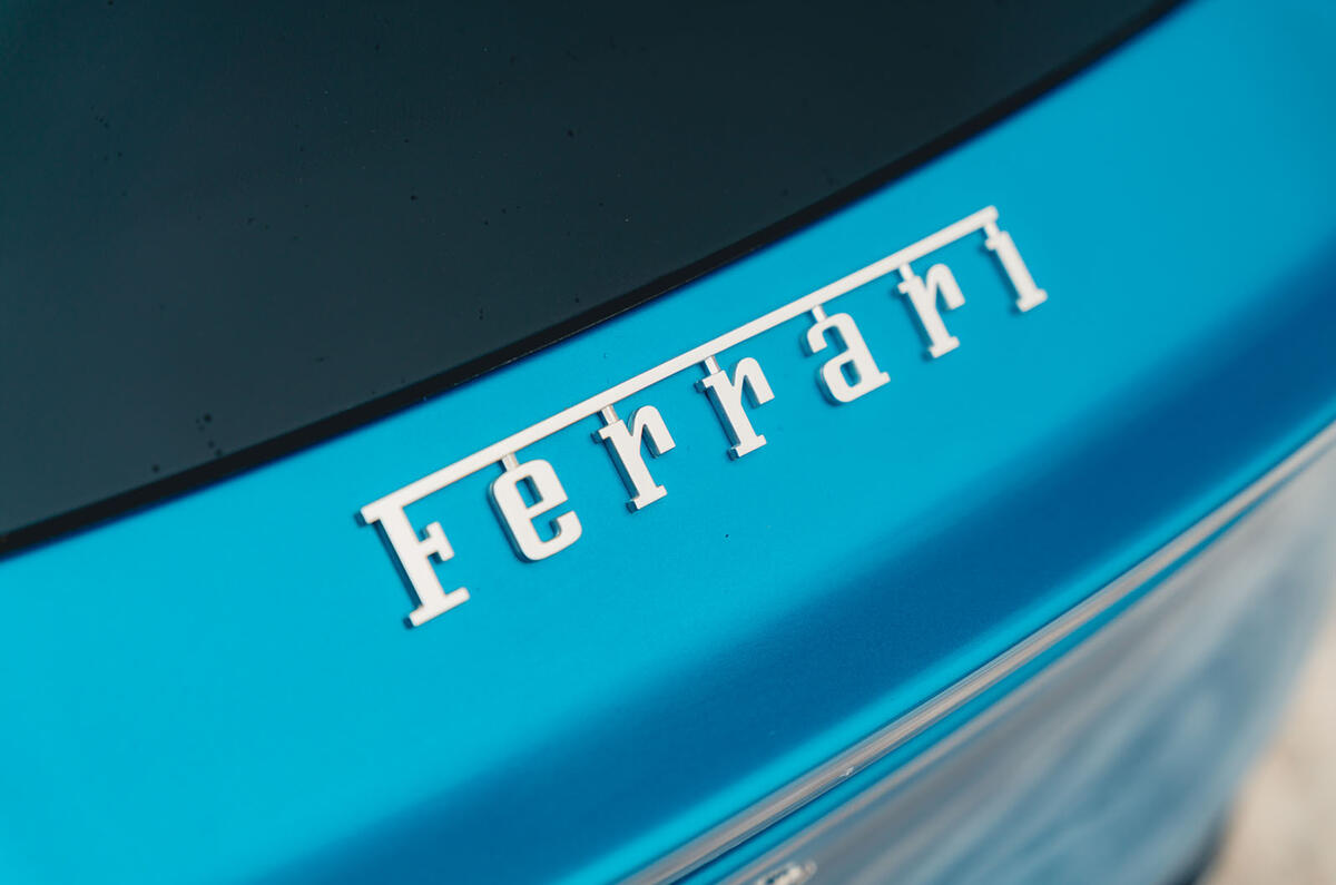 ferrari purosangue 2023 26 badge