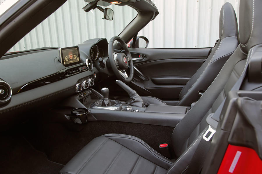 Fiat 124 Spider Interior Autocar