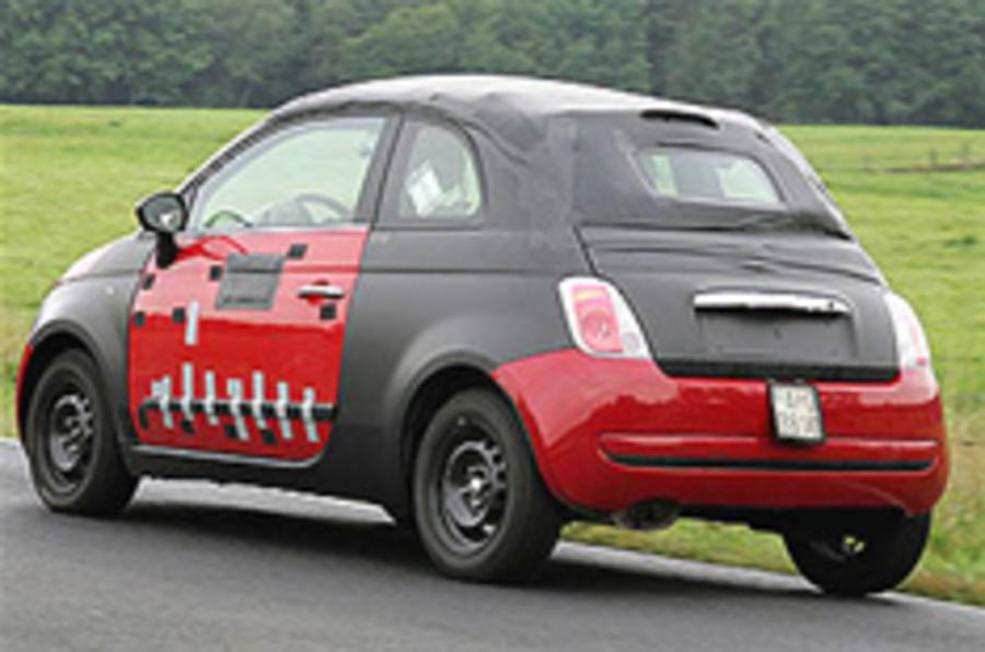 Spied: Fiat 500 convertible