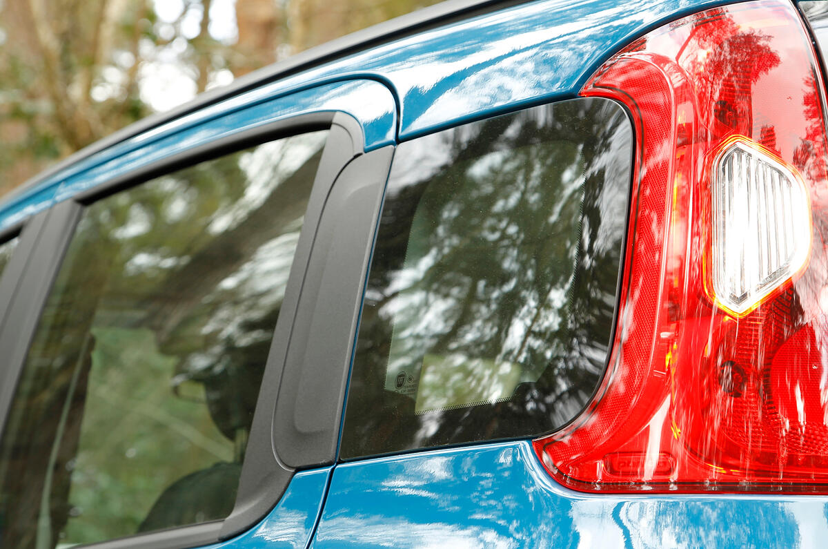 Fiat Panda rear windows