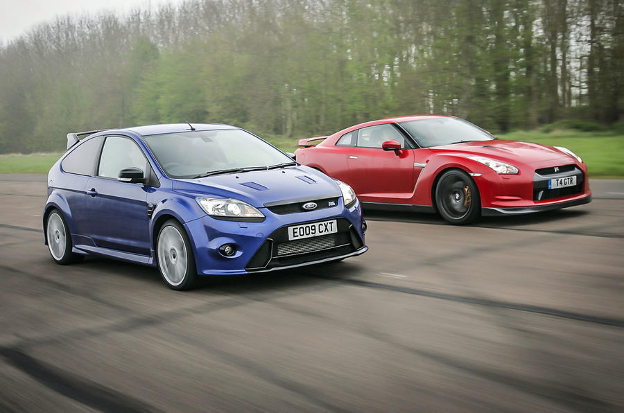 Ford Focus RS vs Nissan GT-R on video - plus five others