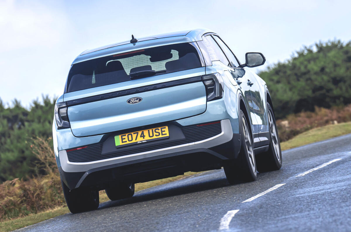 Ford Explorer Review 2025, Price & Specs | Autocar